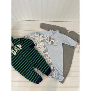 Gap Carter’s Burts Bee Hooded One Piece Bodysuit Romper Boys Bundle Size 3-6 MO